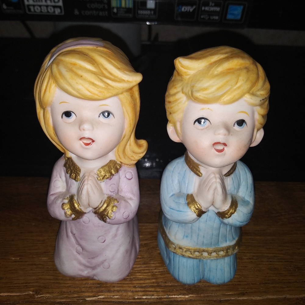 Homco girl and boy praying figurines